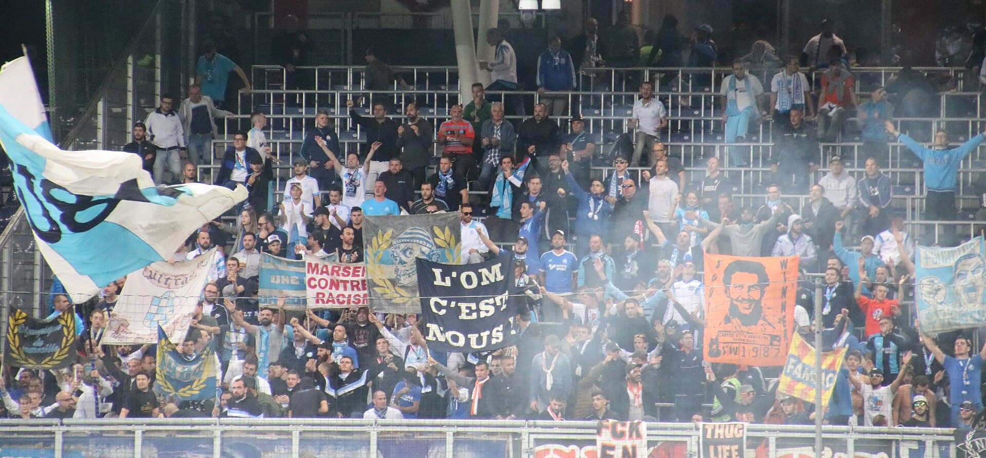 Le parcage de l'OM à Salzbourg